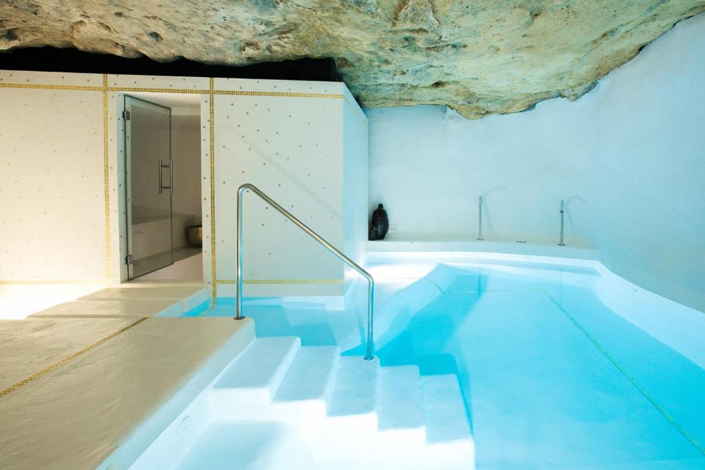 Faustino Gran, Relais & Châteaux — 2