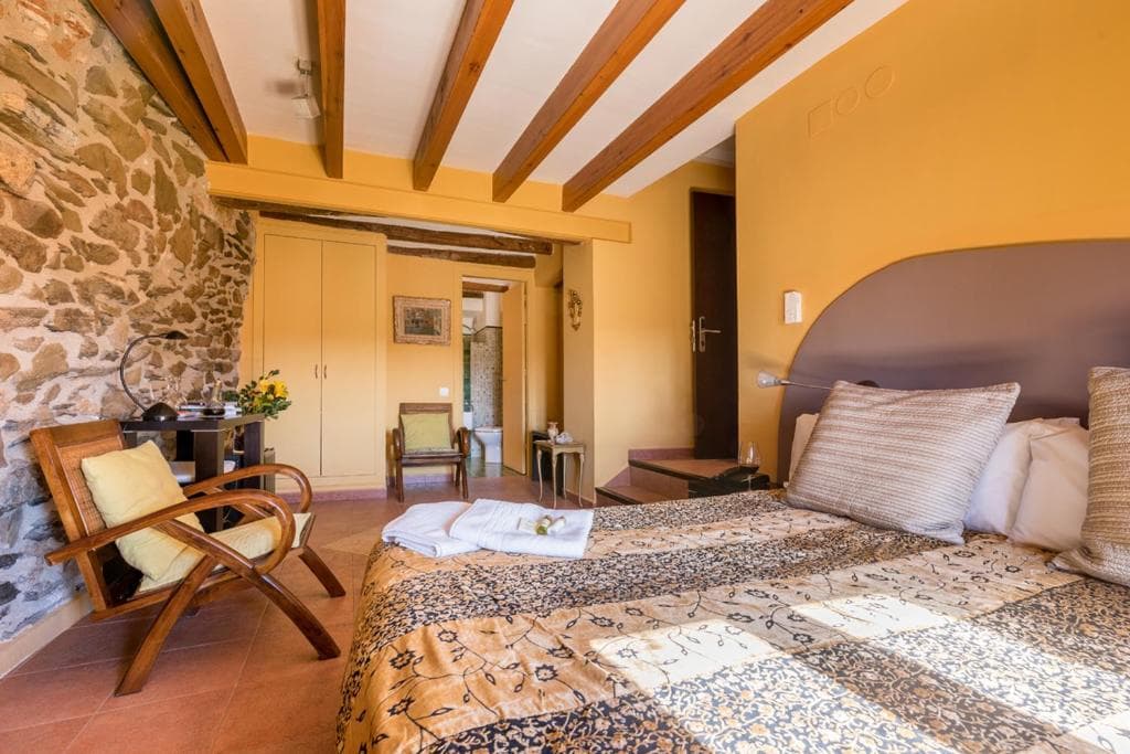 Hotel Cal Llop — 12