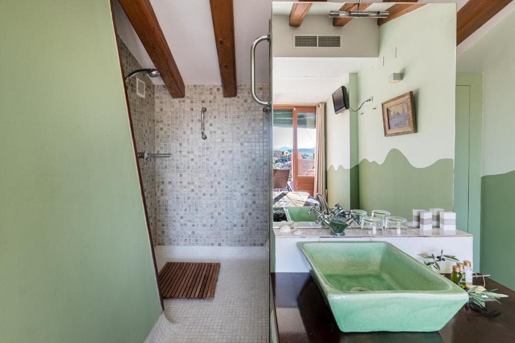 Hotel Cal Llop — 9