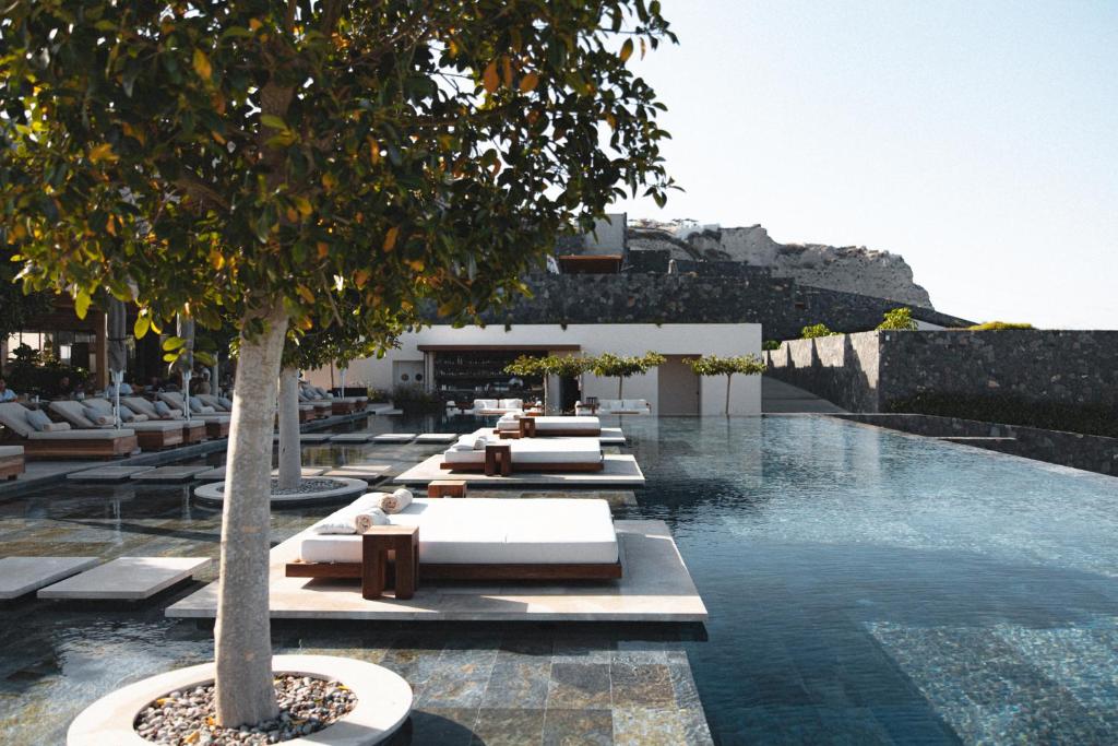 Canaves Oia Epitome — 4