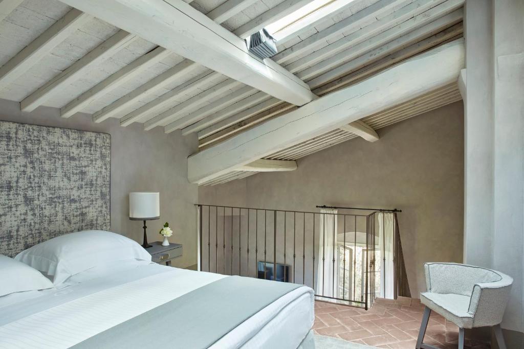 COMO Castello del Nero — 14