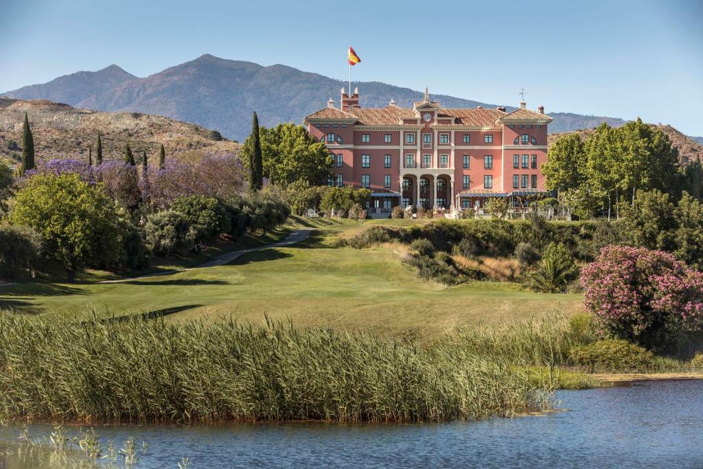 Anantara Villa Padierna Palace