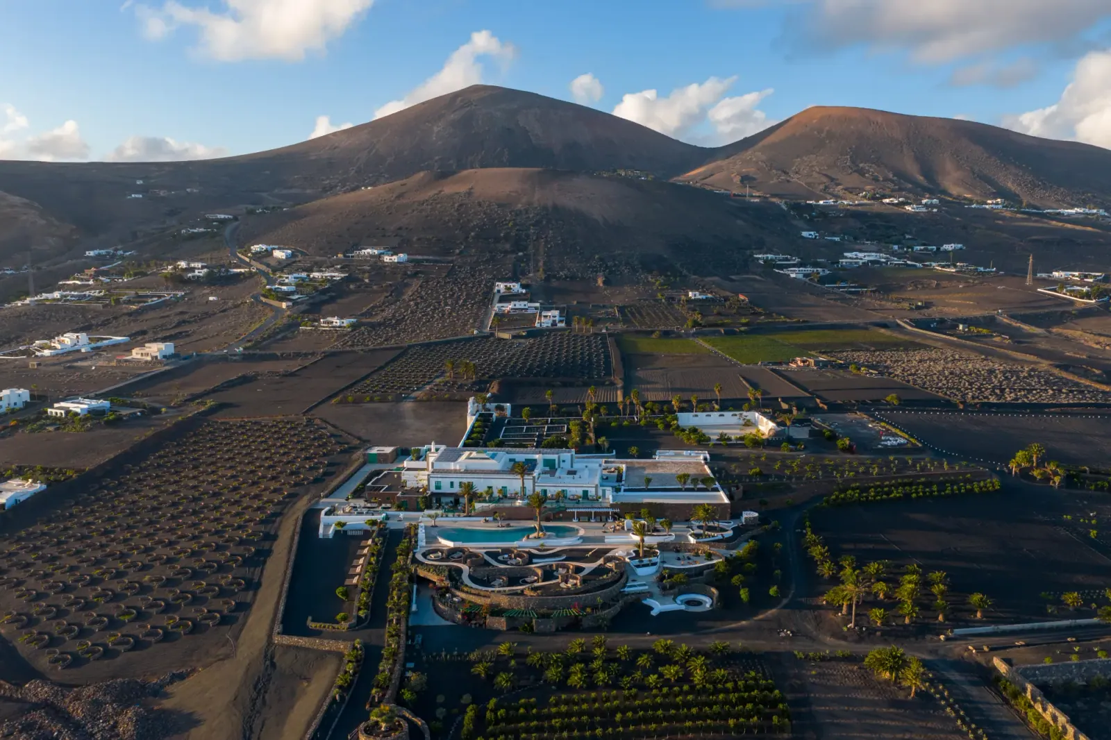 Dónde alojarse en Lanzarote: tres hoteles, y por qué ninguno está en la playa