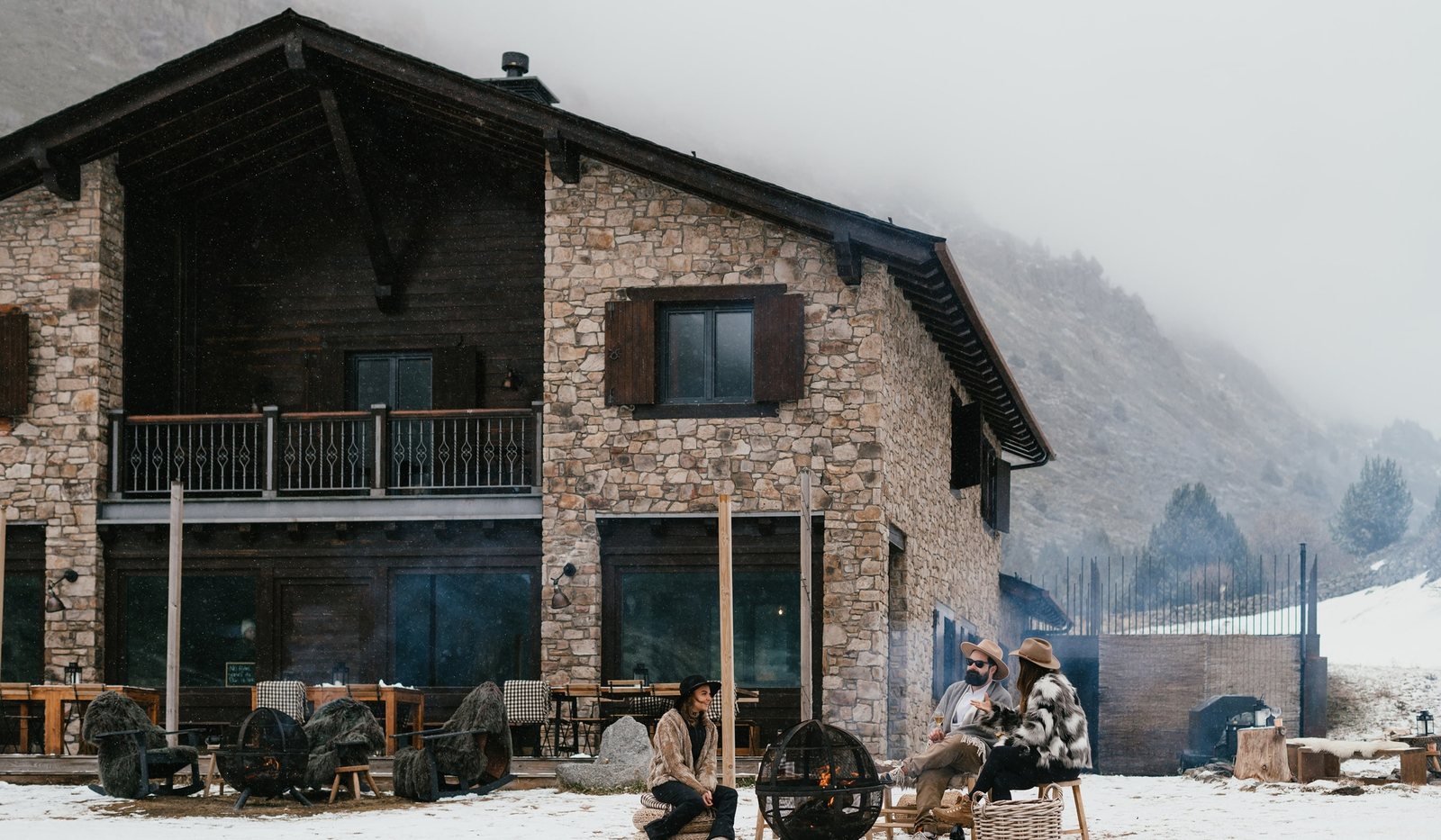 L'Ovella Negra Mountain Lodge